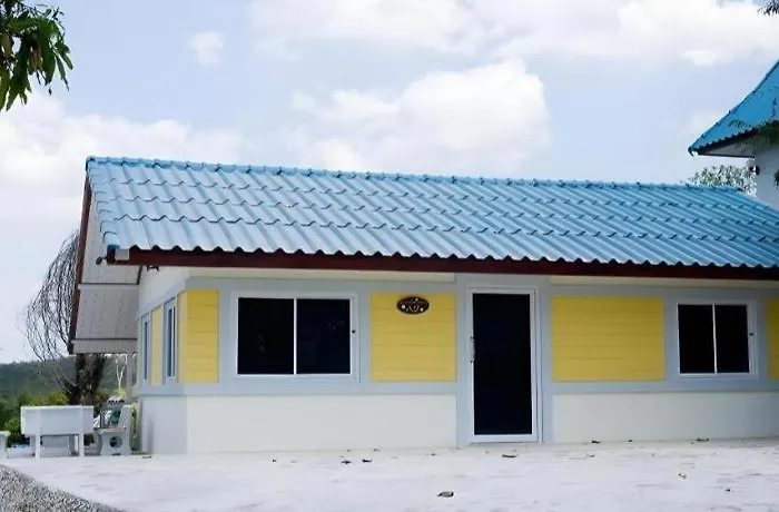 Baan Rabeang Mok 4* บ้านคา